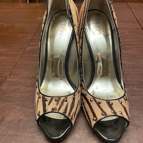 Guess By Marciano Fur Open-toe Heels - Picture 8 of 8